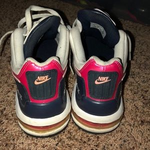 Woman’s Nike sneakers